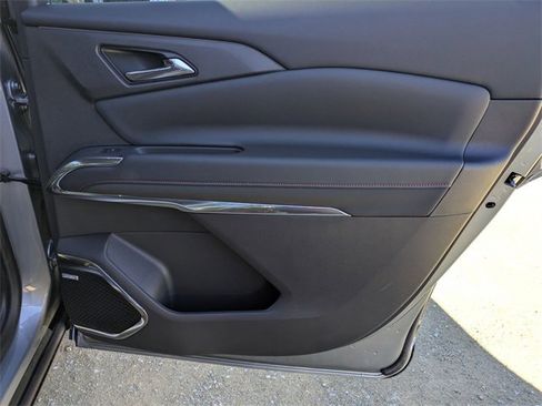 New 2026 Chevrolet Traverse RS w/ LPO, Floor Liner Package image 35