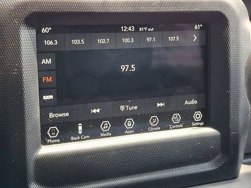 Certified 2022 Jeep Wrangler Sport AWD/4WD image 17