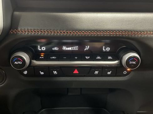 Certified 2025 MAZDA CX-50 Meridian Edition w/ Weather Package AWD/4WD image 21