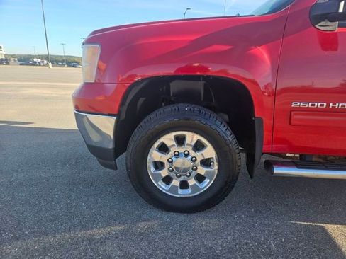 Used 2013 GMC Sierra 2500 SLE w/ SLE Preferred Package image 26