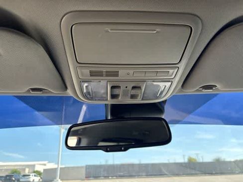 Used 2017 Honda Odyssey EX-L image 22