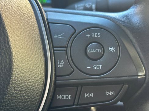 Used 2020 Toyota Corolla SE image 24