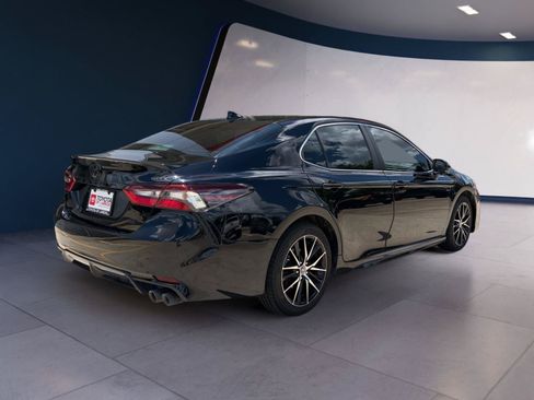Used 2024 Toyota Camry SE FWD image 5