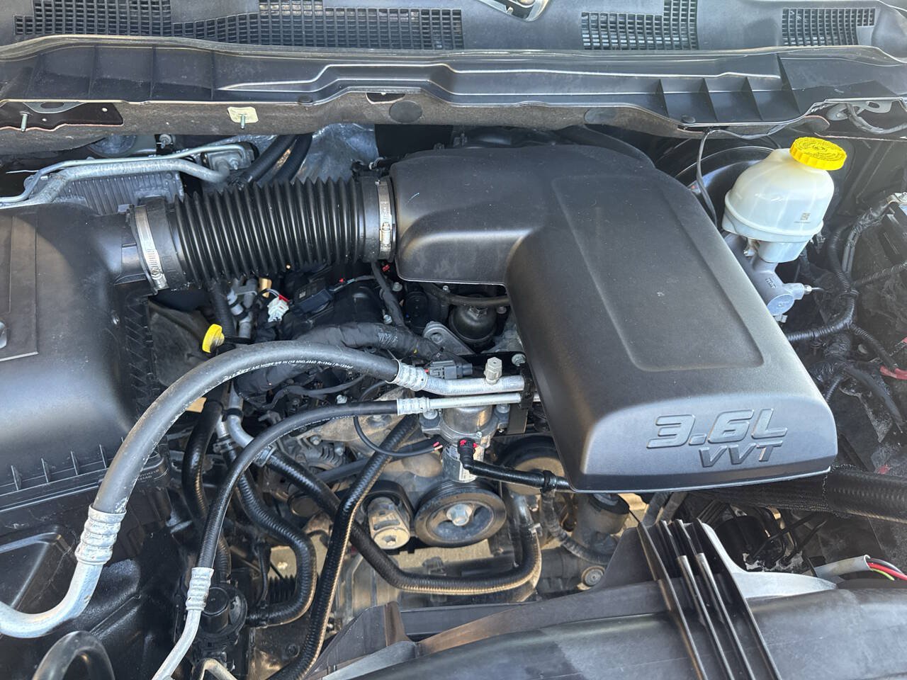 Used 2021 RAM 1500 Tradesman w/ Chrome Appearance Group AWD/4WD image 27
