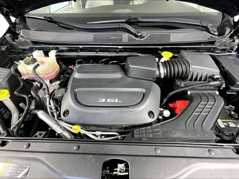 Used 2017 Chrysler Pacifica Touring Plus FWD image 13