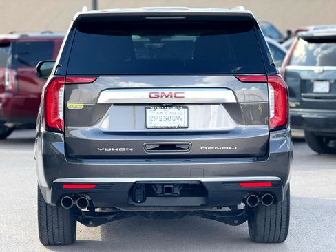 Used 2021 GMC Yukon Denali w/ Denali Premium Package image 7