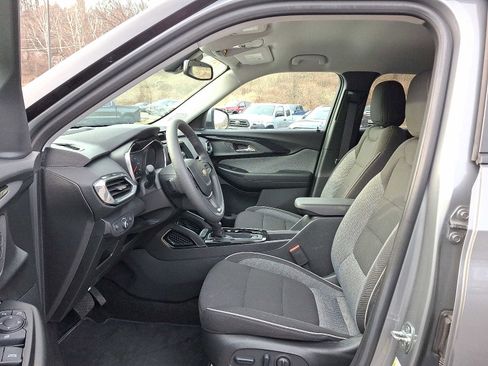 Used 2023 Chevrolet TrailBlazer LT w/ Convenience Package image 14