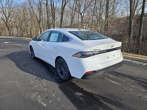 New 2026 Nissan Sentra SV w/ SV Convenience Package image 6