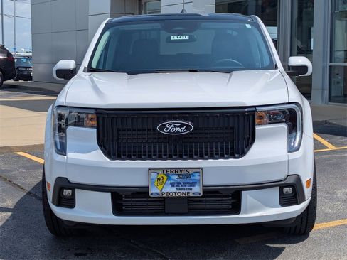 New 2025 Ford Maverick Lobo image 2