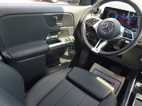Certified 2025 Mercedes-Benz GLA 250 image 26