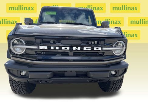 New 2025 Ford Bronco Outer Banks w/ Sasquatch Package image 12