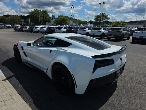 Used 2019 Chevrolet Corvette Grand Sport RWD image 4
