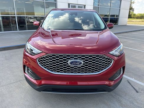 Used 2024 Ford Edge SEL w/ Convenience Package AWD/4WD image 8