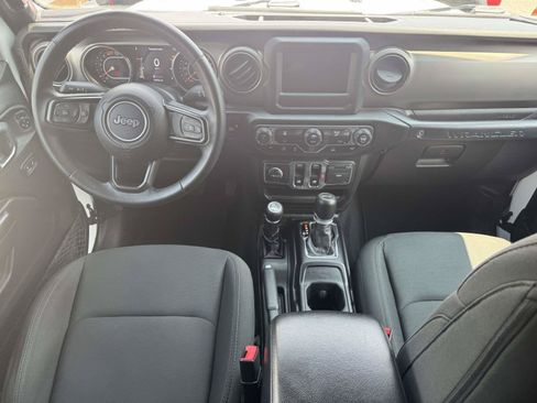 Used 2021 Jeep Wrangler Sport AWD/4WD image 2