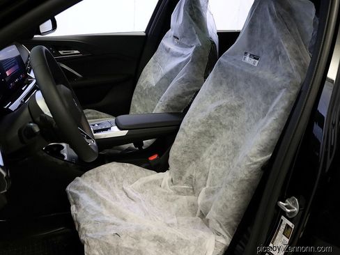 Used 2026 BMW X2 xDrive28i w/ Technology Package image 11