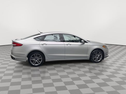 Used 2017 Ford Fusion SE image 33