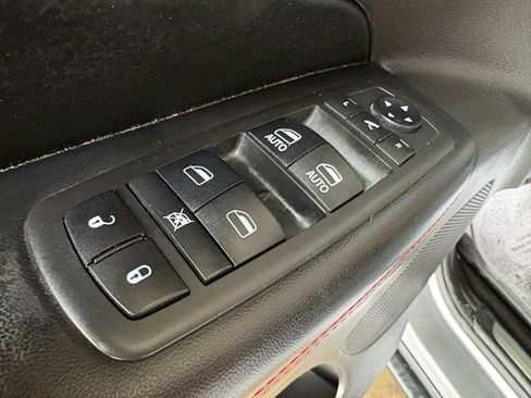 Used 2019 Jeep Grand Cherokee Trailhawk w/ Trailhawk Luxury Group image 22