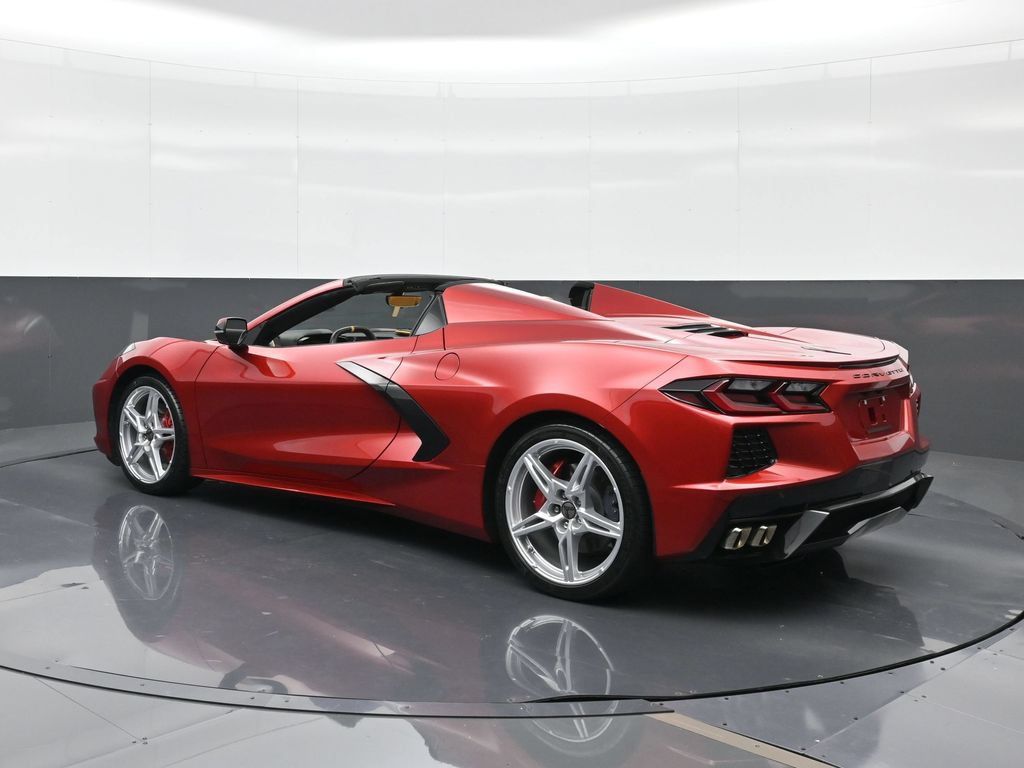 Used 2022 Chevrolet Corvette Stingray Preferred Conv w/ 2LT RWD image 3
