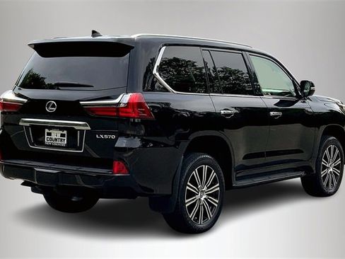 Used 2021 Lexus LX 570 4WD w/ 3rd Row & Luxury Pkg image 11
