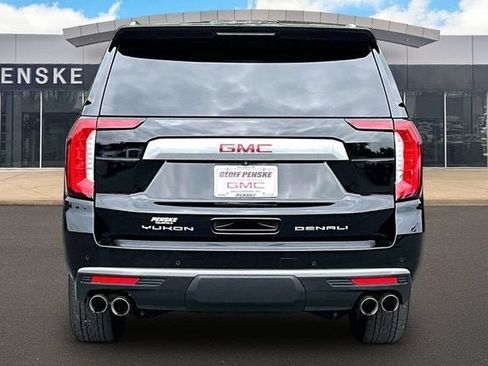 Used 2024 GMC Yukon XL Denali AWD/4WD image 4