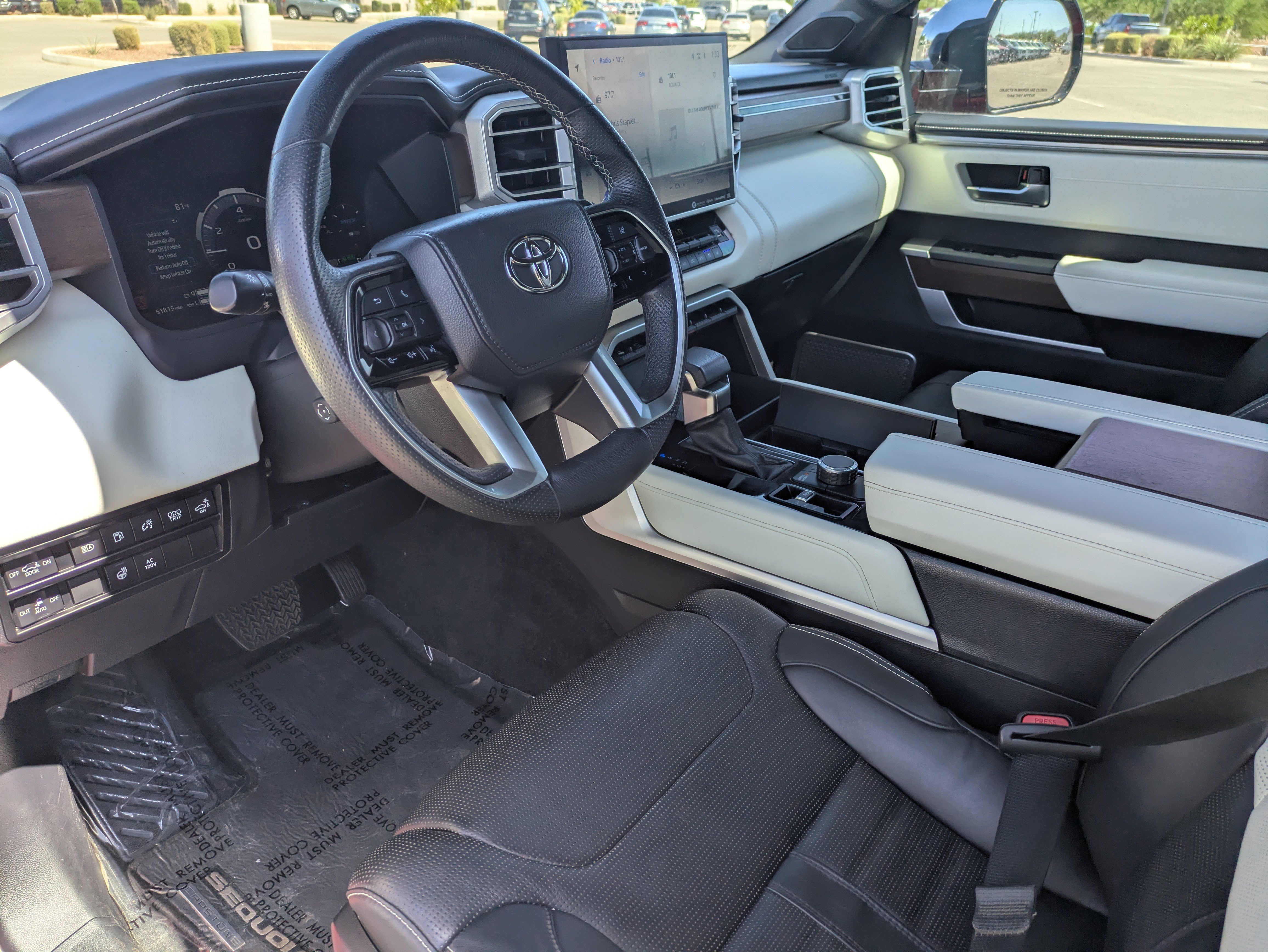 Used 2023 Toyota Sequoia Capstone AWD/4WD image 24