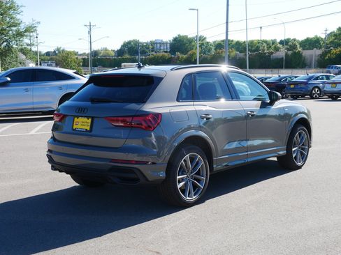 New 2025 Audi Q3 2.0T Premium image 2