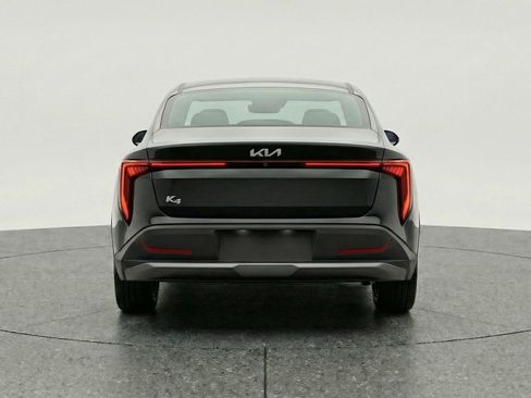 Used 2025 Kia K4 LXS image 7