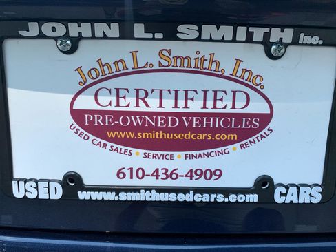 Used 2015 Toyota Camry XLE w/ Moonroof Package FWD image 32