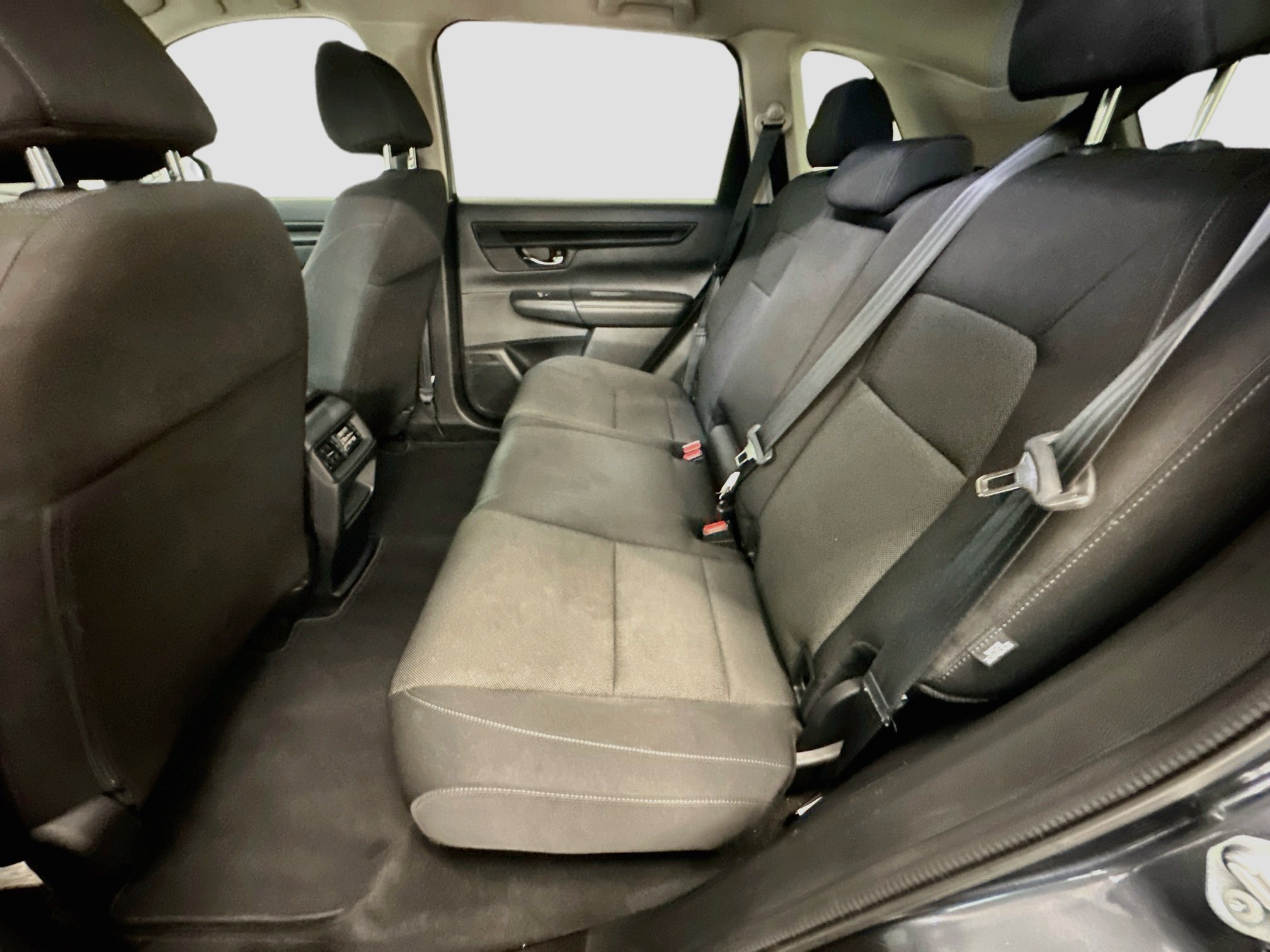 Used 2025 Honda CR-V LX image 28