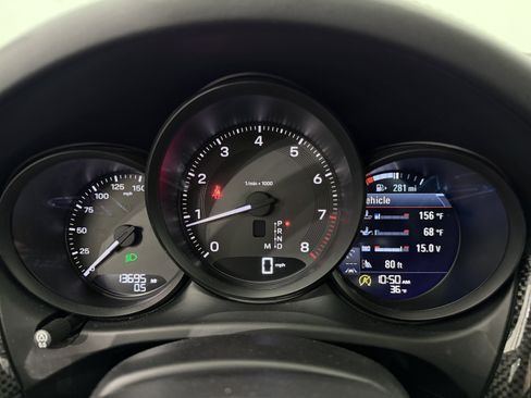 Certified 2022 Porsche Macan image 51