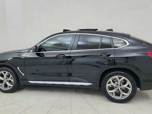 Used 2025 BMW X4 xDrive30i w/ Premium Package image 4