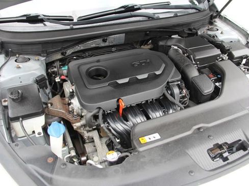 Used 2015 Hyundai Sonata Sport w/ Option Group 04 FWD image 14