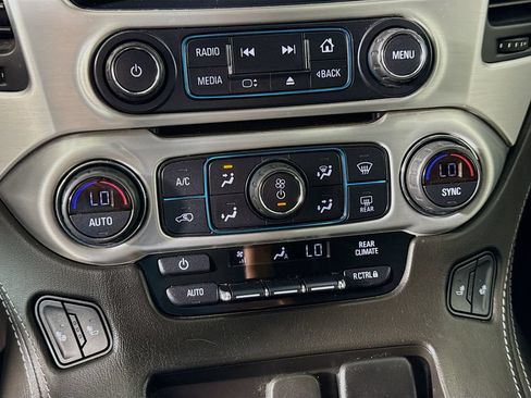 Used 2020 GMC Yukon XL SLT w/ Value Plus Edition RWD image 16