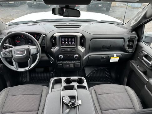 New 2026 GMC Sierra 2500 Pro w/ 1SA Pro Safety Plus Package AWD/4WD image 20