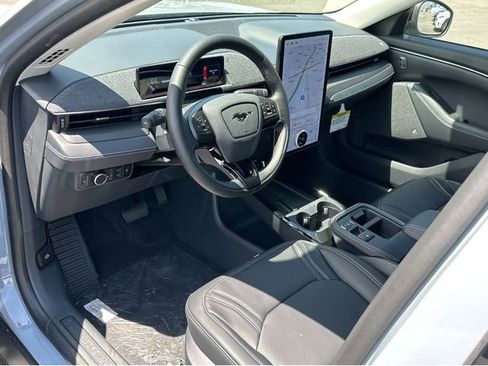 New 2025 Ford Mustang Mach-E Premium image 7