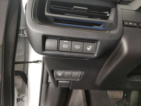 Used 2025 Toyota Prius XLE image 22