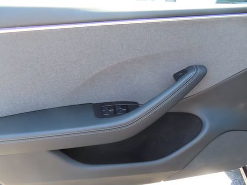 Used 2025 Tesla Model 3 Long Range RWD image 12