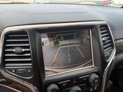 Used 2014 Jeep Grand Cherokee Overland AWD/4WD image 13