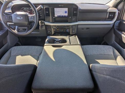 Used 2025 Ford F250 XLT w/ FX4 Off-Road Package image 16