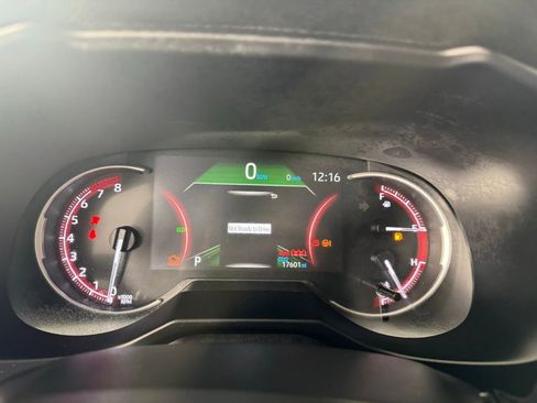 Used 2025 Toyota RAV4 LE image 23