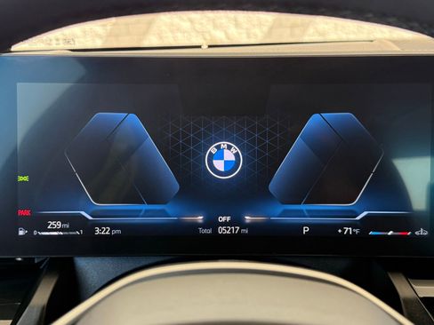 Certified 2024 BMW 530i RWD image 28