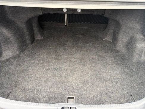 Used 2014 Toyota Camry LE image 16