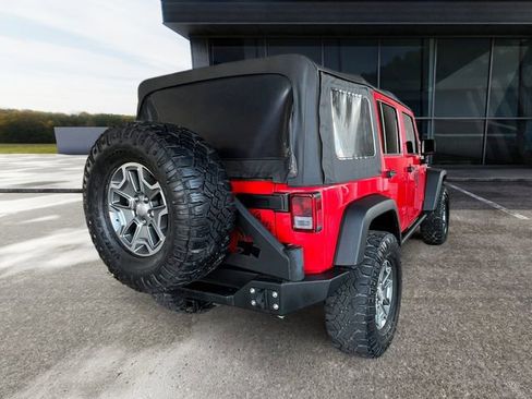 Used 2016 Jeep Wrangler Unlimited Sport image 4