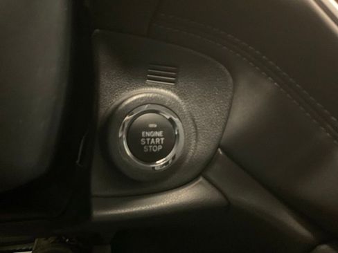 Used 2024 Subaru Outback Premium AWD/4WD image 18