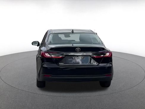 Used 2025 Toyota Camry LE image 14
