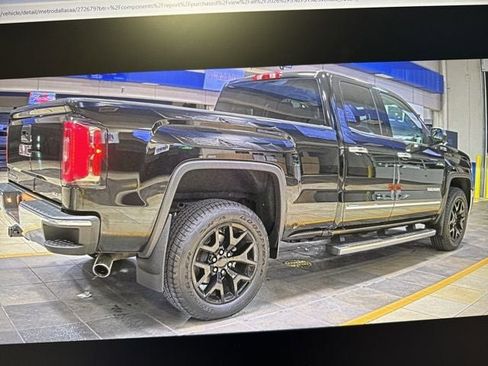 Used 2017 GMC Sierra 1500 SLT w/ SLT Premium Package image 4