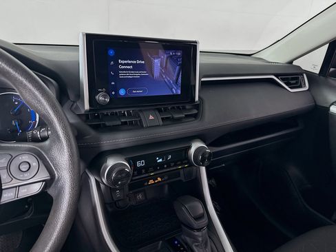 Certified 2024 Toyota RAV4 XLE AWD/4WD image 15