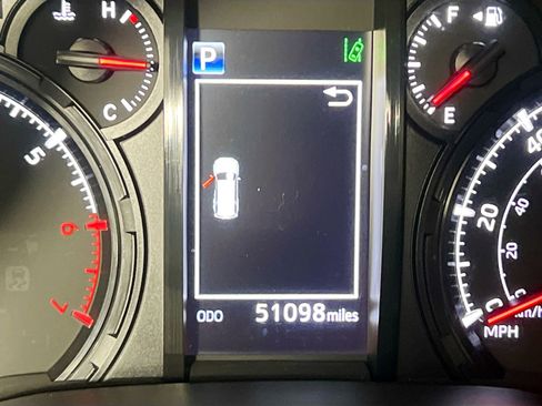 Used 2024 Toyota 4Runner SR5 RWD image 22