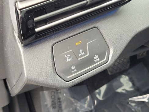 Used 2023 Volkswagen ID.4 Pro S RWD image 19