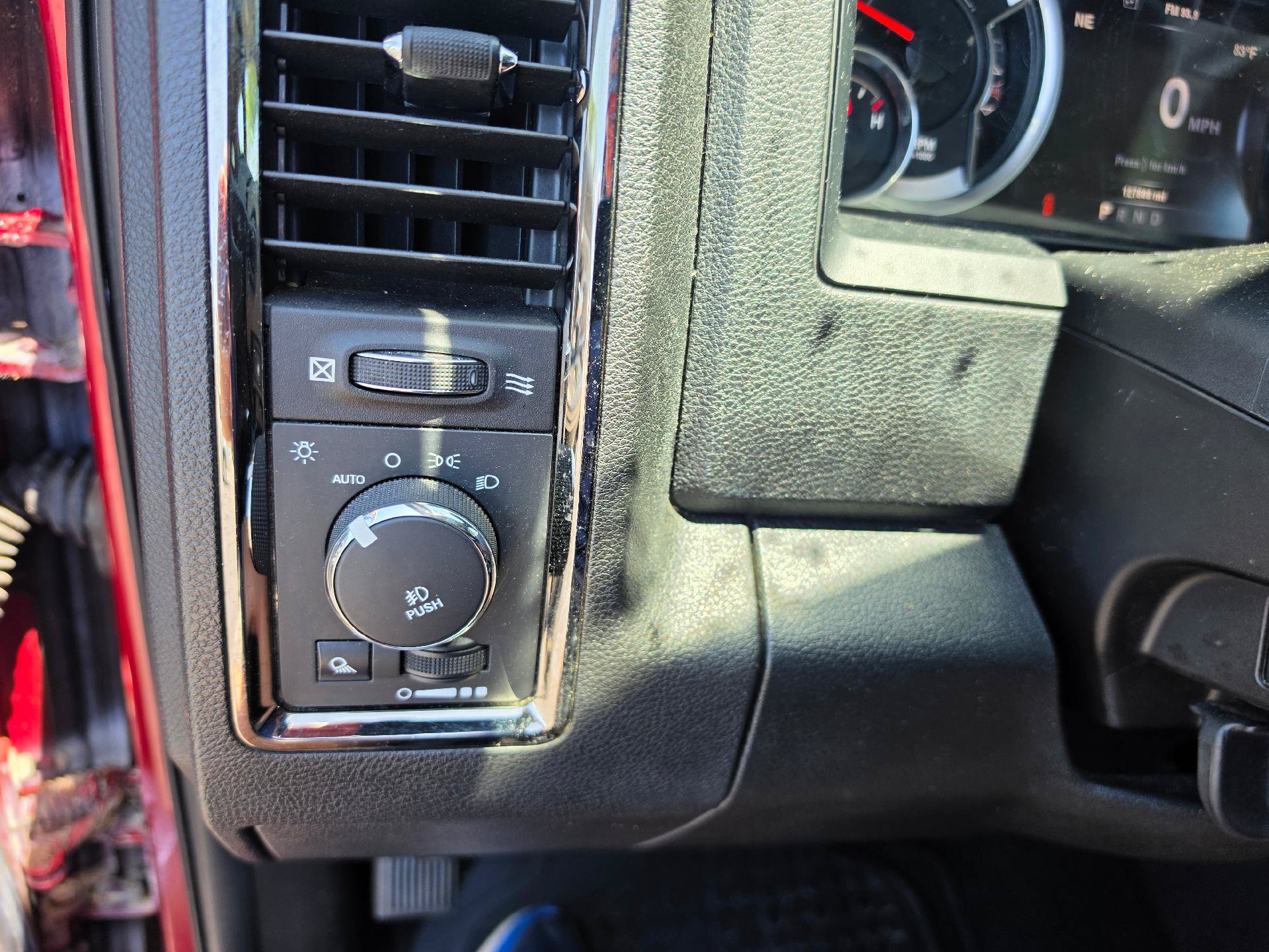 Used 2014 RAM 1500 Sport w/ Convenience Group AWD/4WD image 20